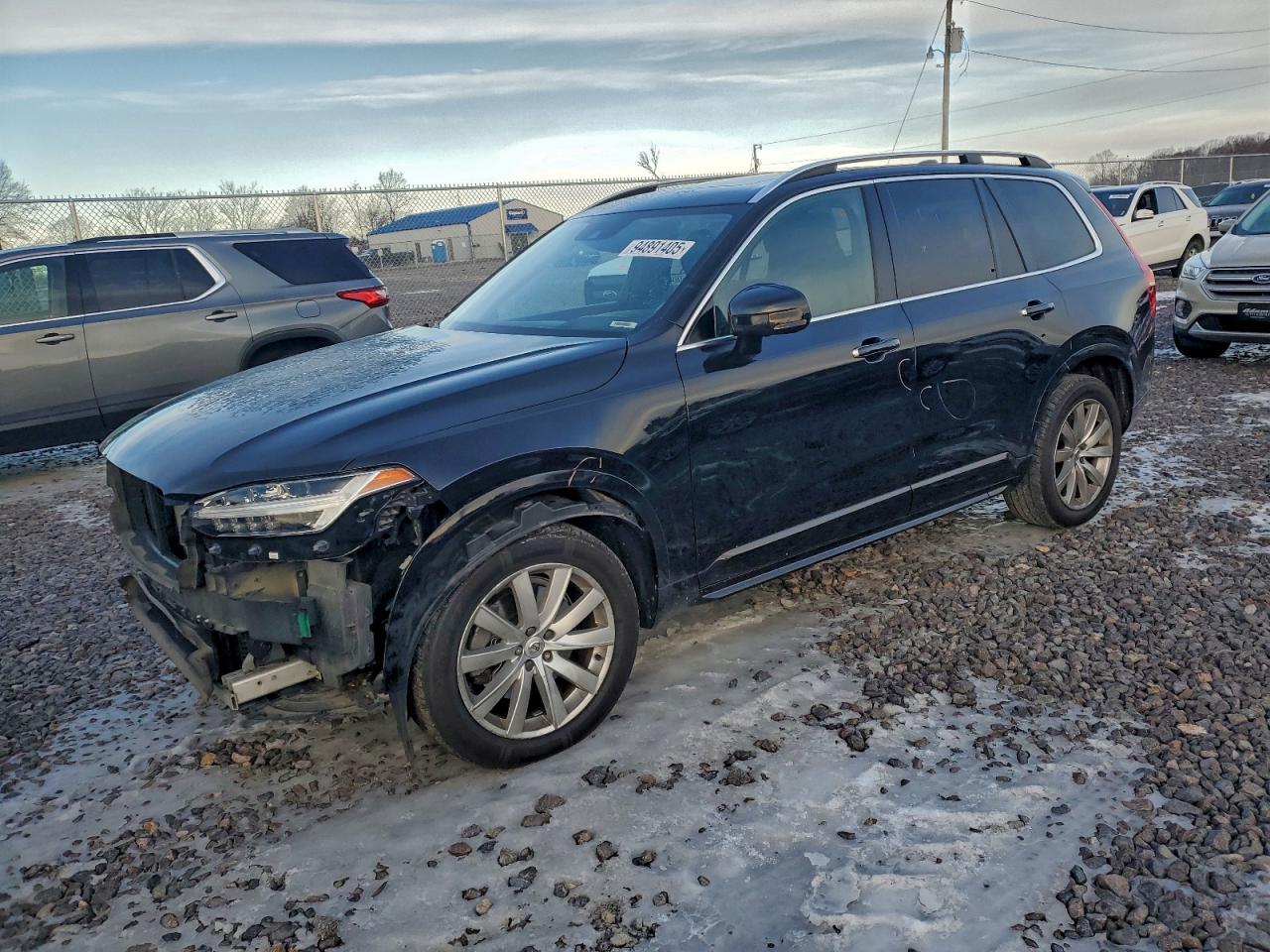 2016 VOLVO XC90