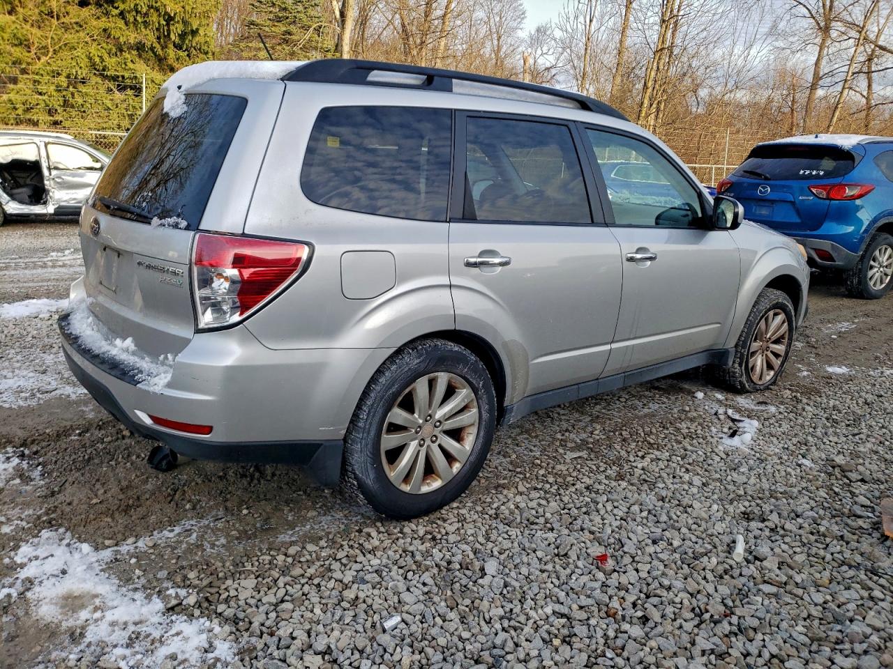 2011 SUBARU FORESTER