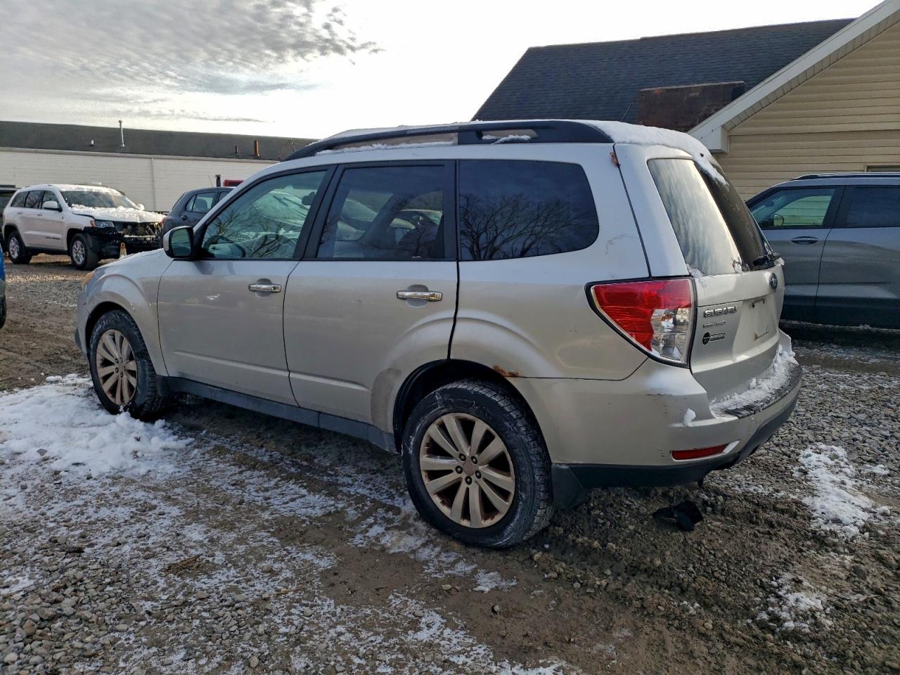 2011 SUBARU FORESTER