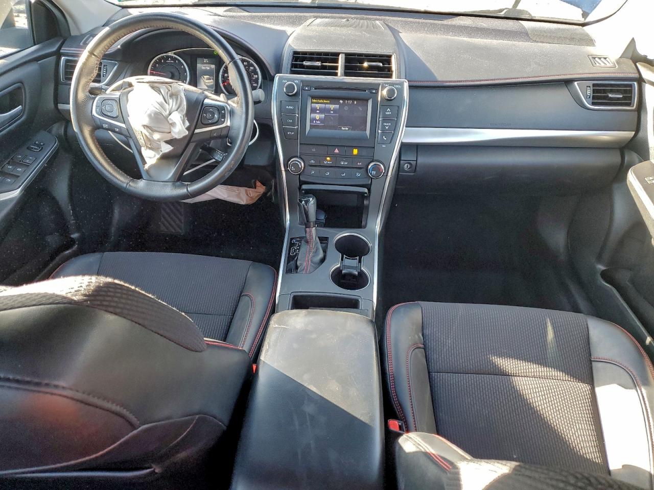 2017 TOYOTA CAMRY