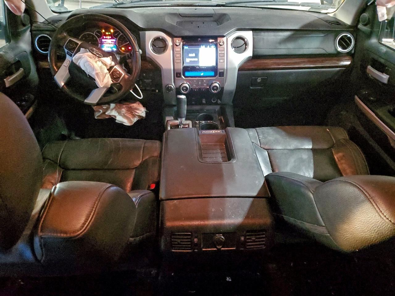 2017 TOYOTA TUNDRA