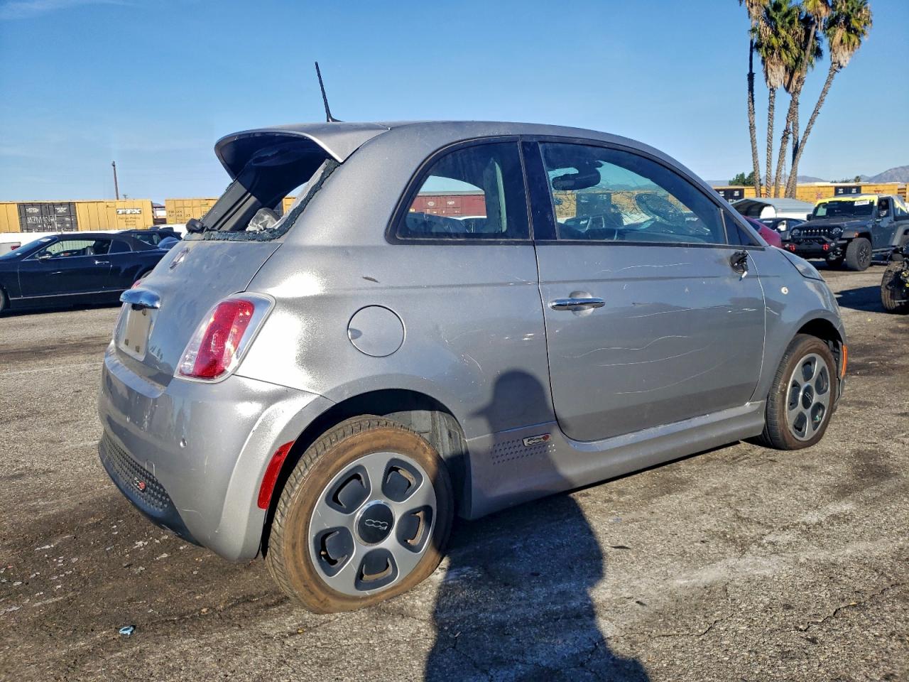 2016 FIAT 500