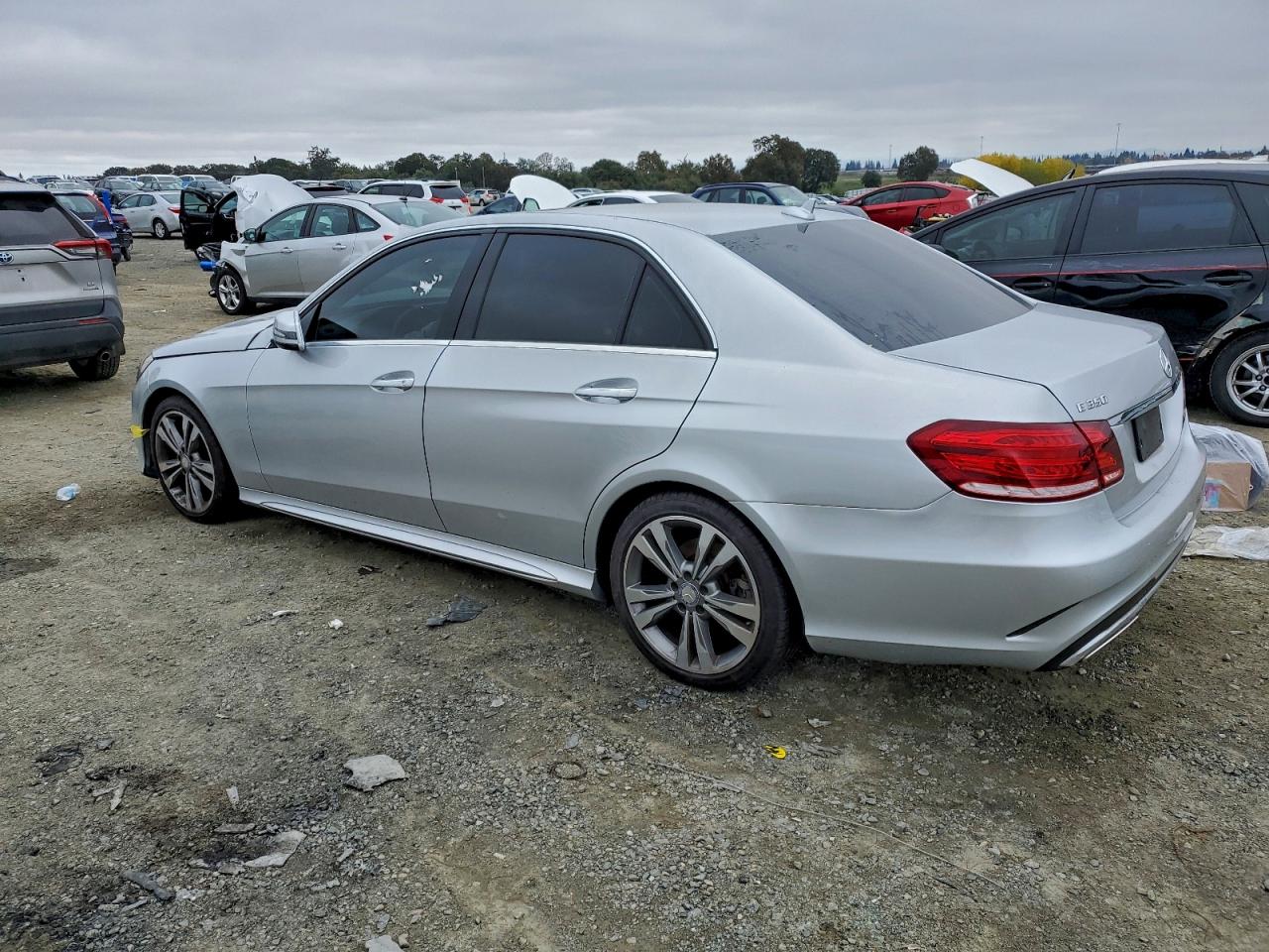2016 MERCEDES-BENZ E-CLASS