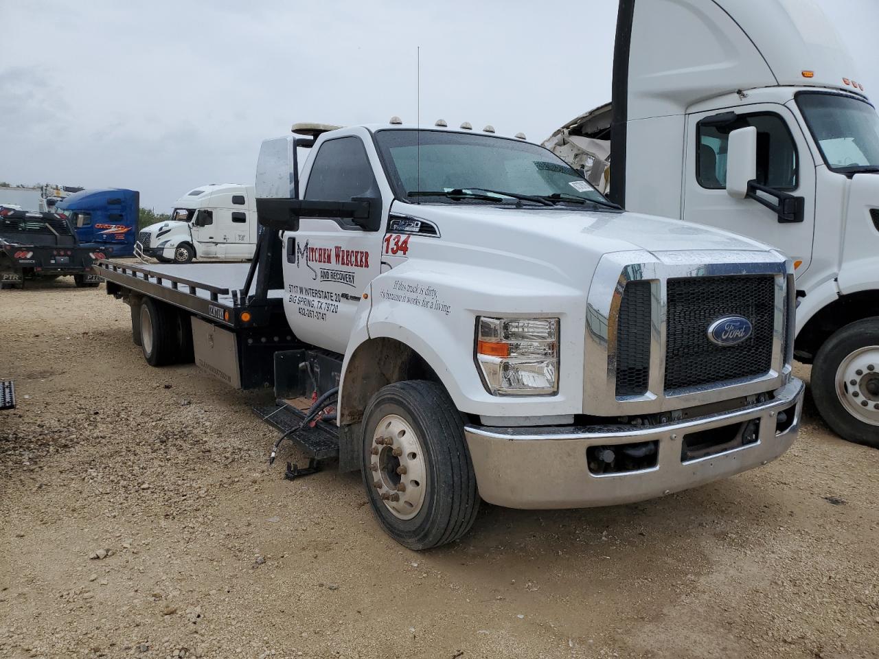 2019 FORD F650