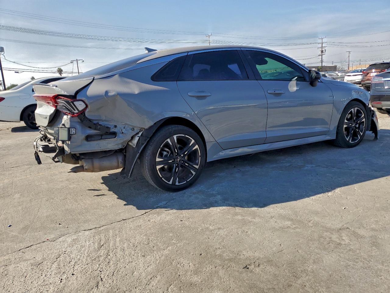 2022 KIA K5