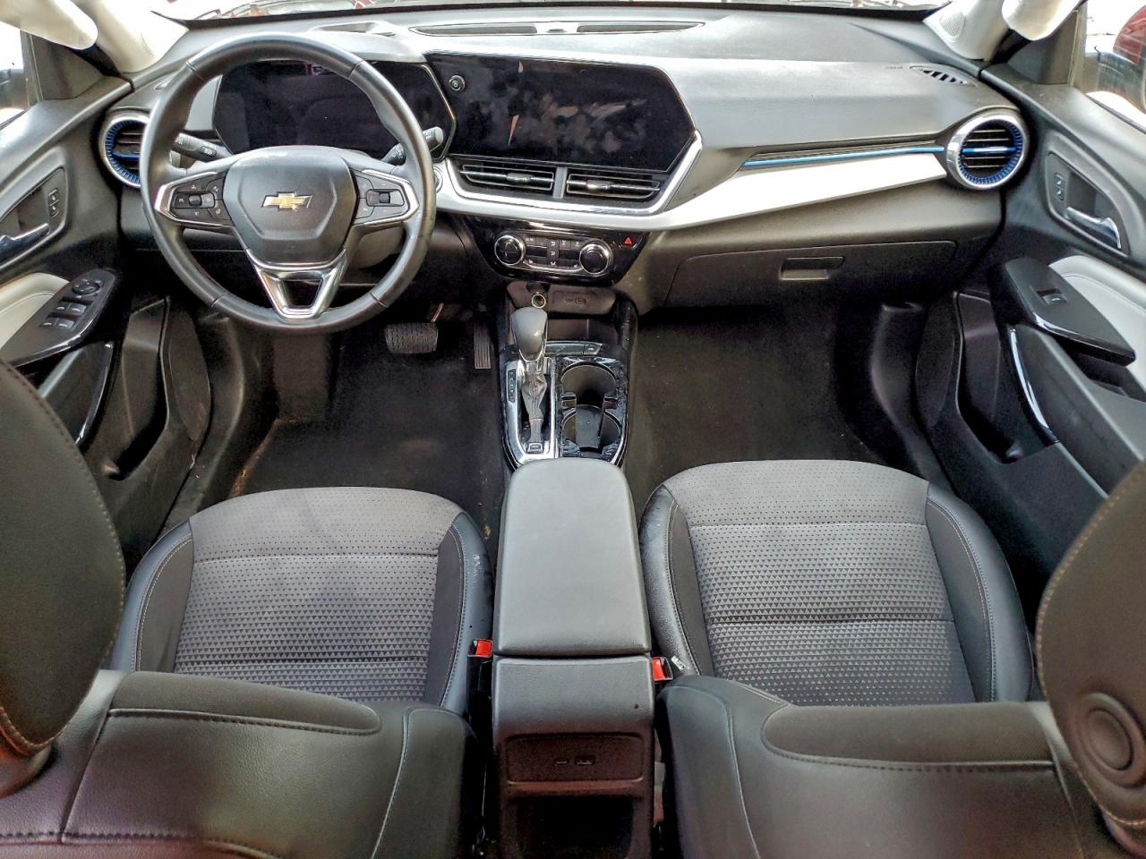 2025 CHEVROLET TRAX