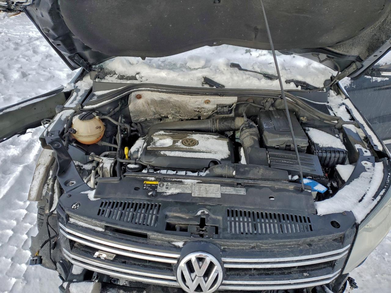 2015 VOLKSWAGEN TIGUAN