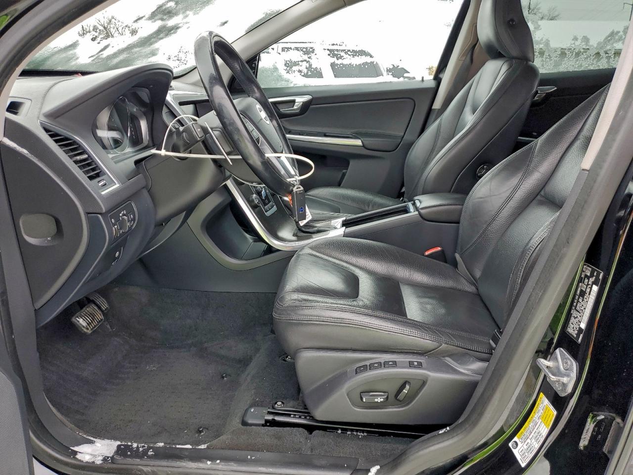 2014 VOLVO XC60