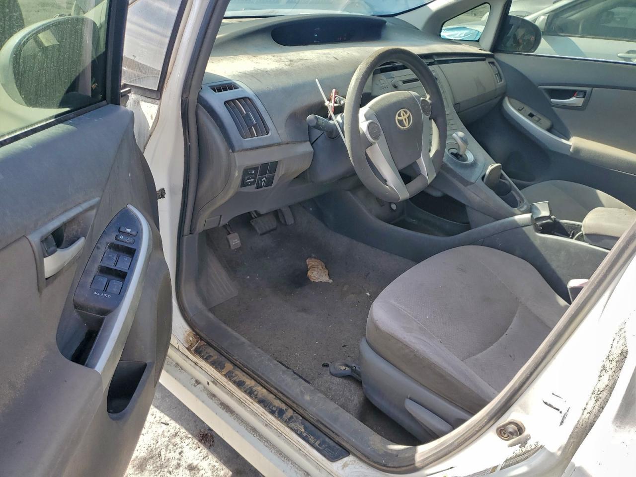 2010 TOYOTA PRIUS