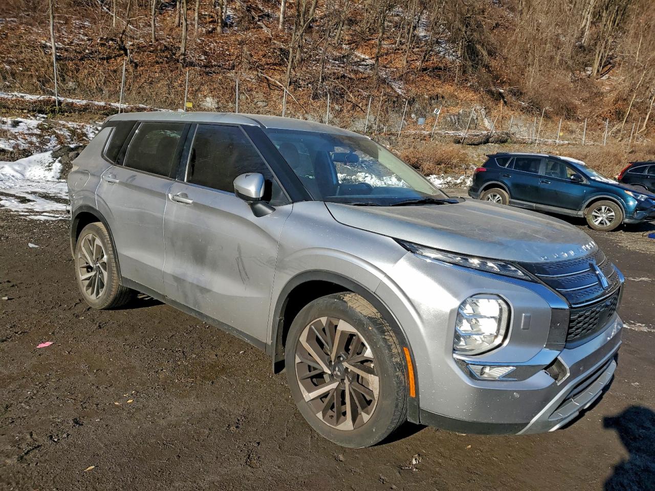 2022 MITSUBISHI OUTLANDER