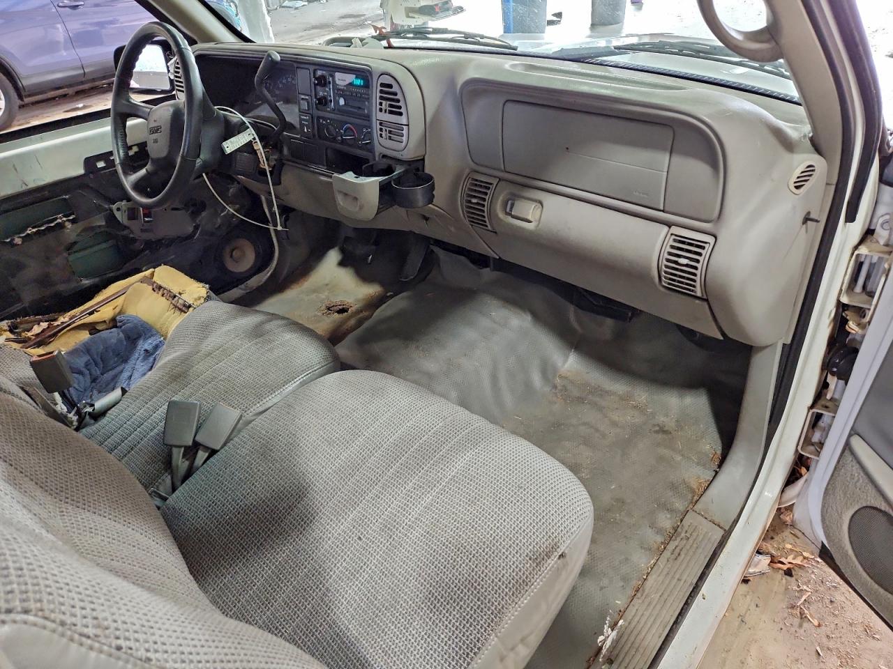 1998 GMC SIERRA