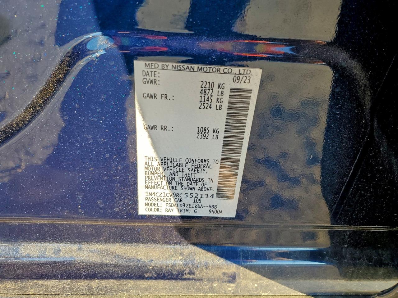 2024 NISSAN LEAF