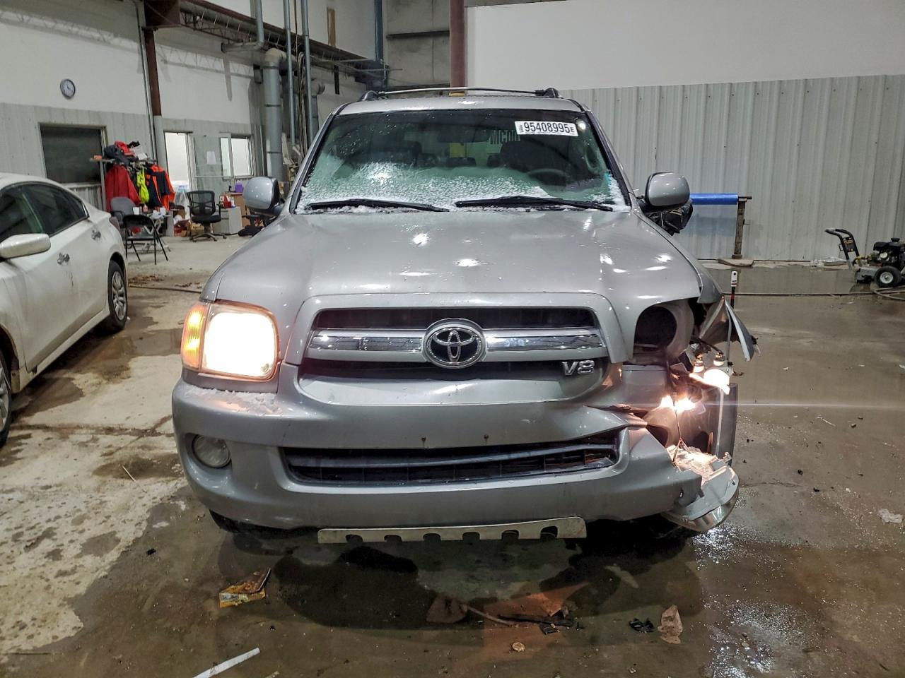2005 TOYOTA SEQUOIA