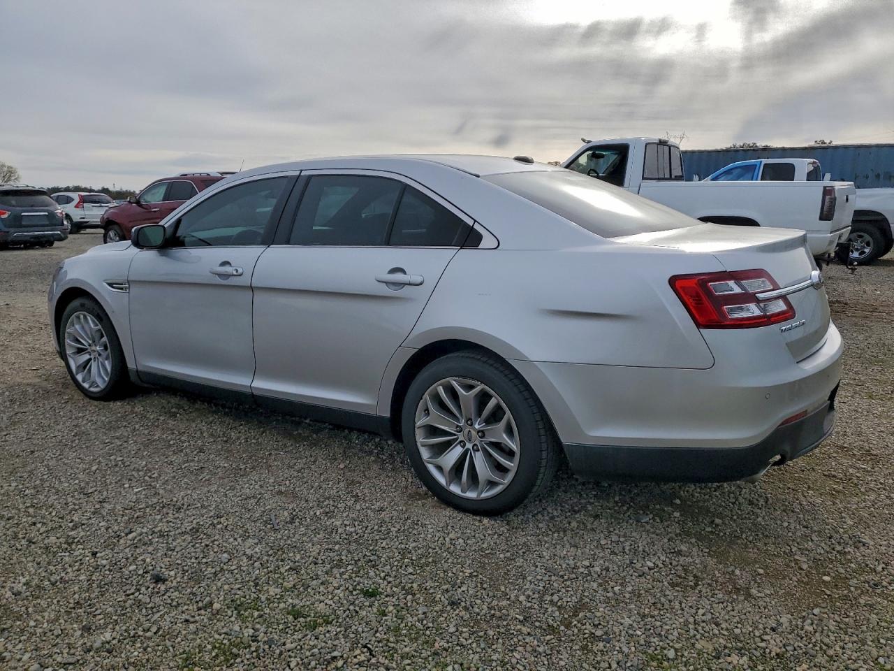 2017 FORD TAURUS