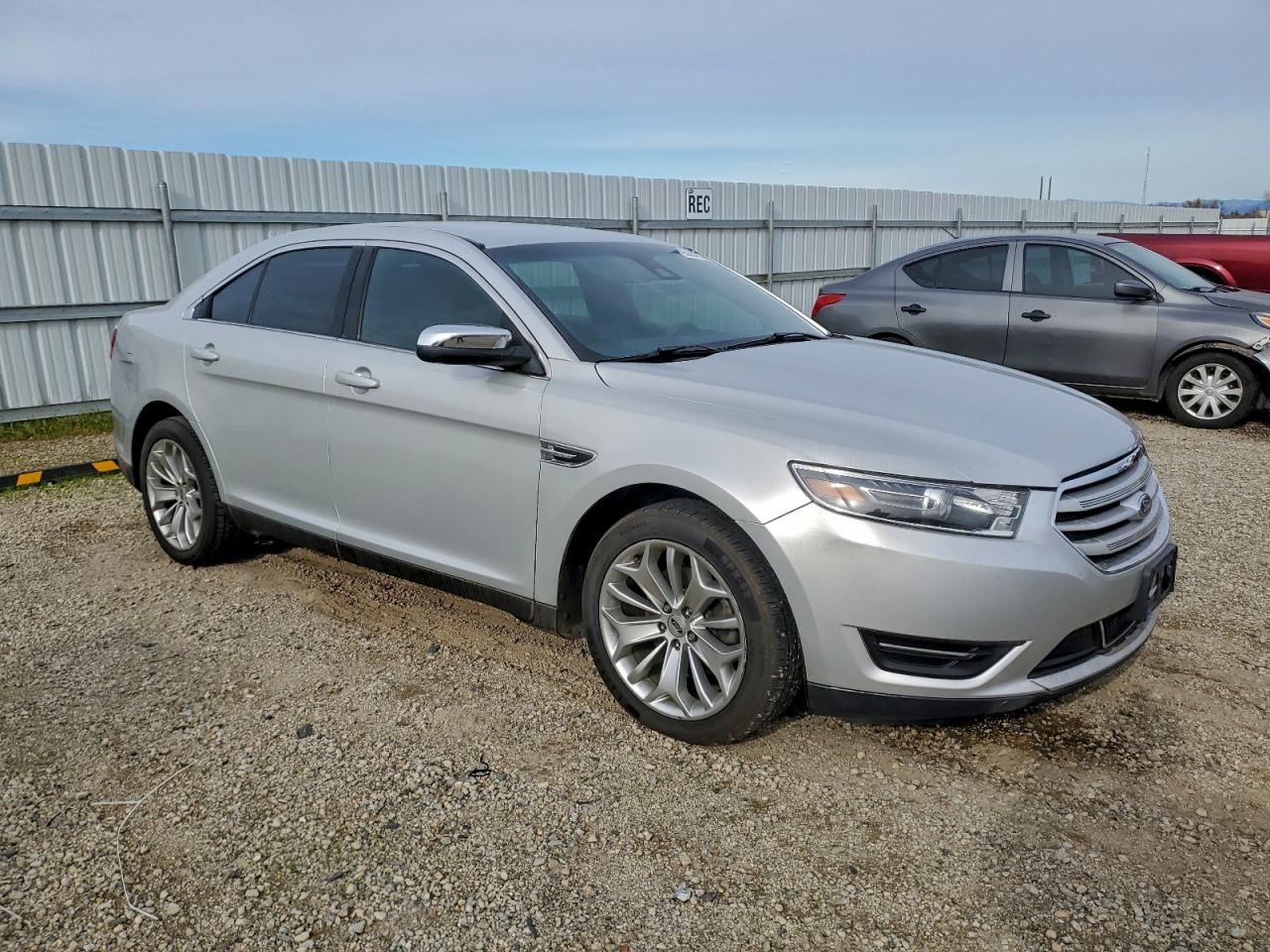 2017 FORD TAURUS