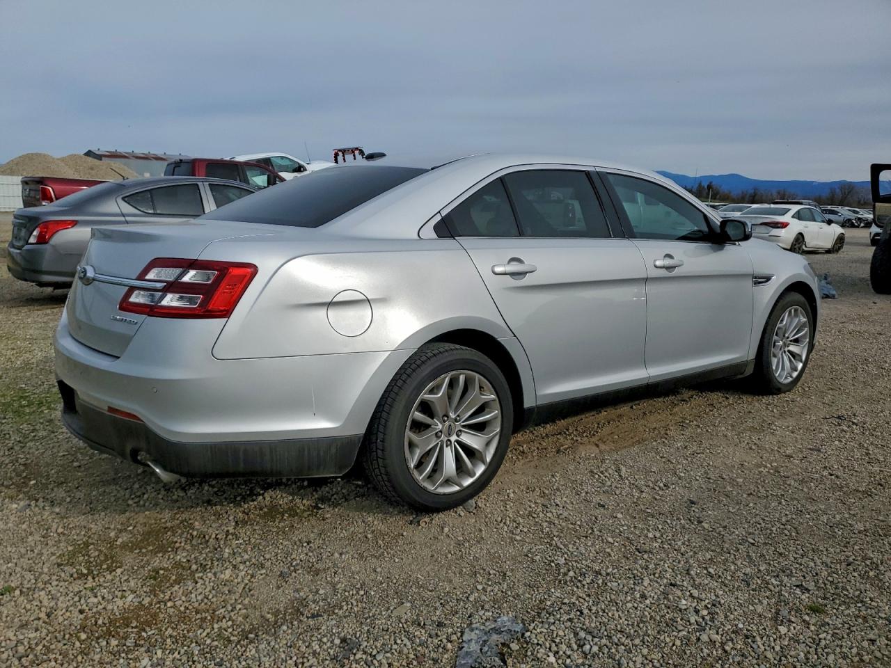 2017 FORD TAURUS