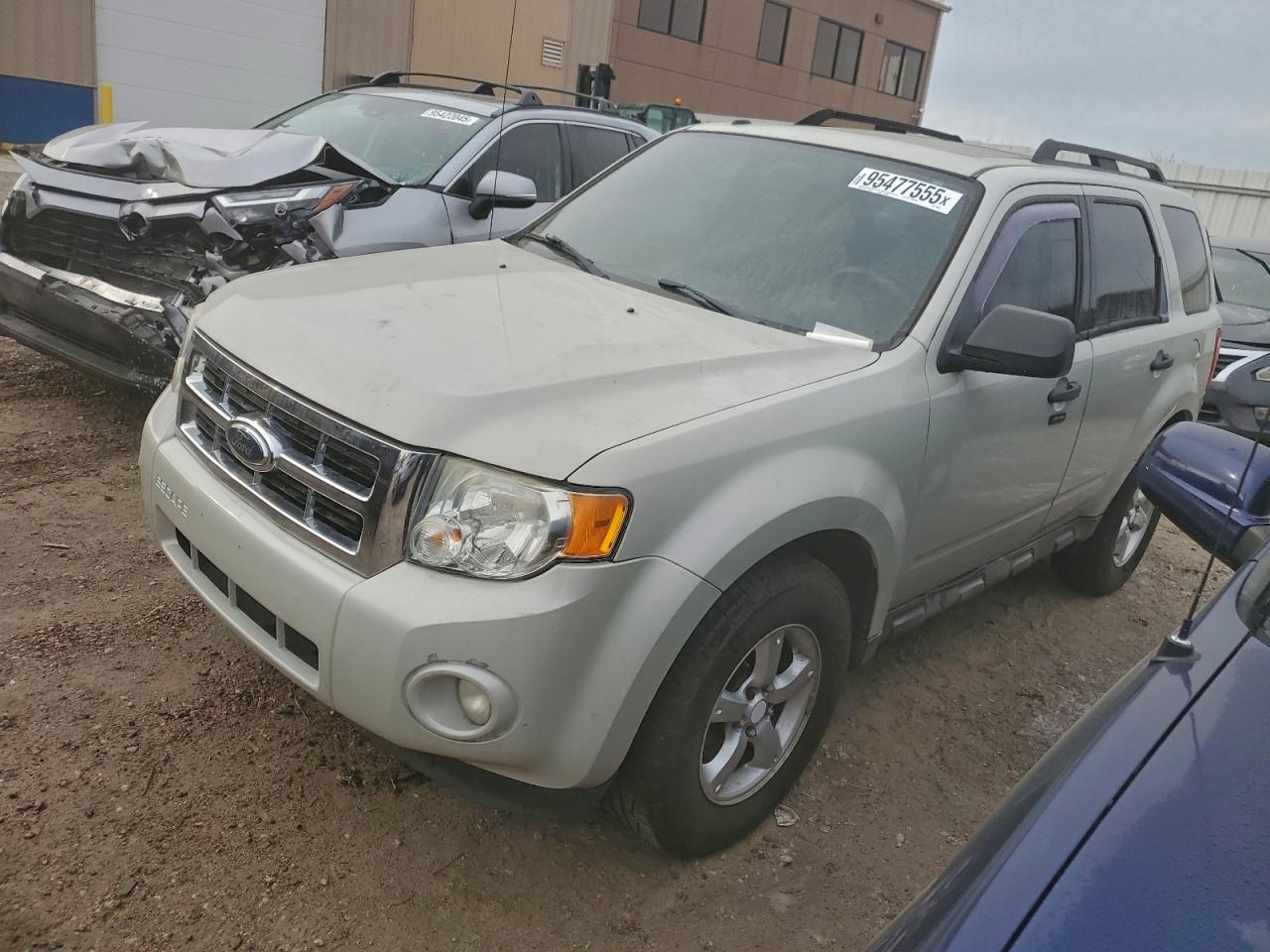 2009 FORD ESCAPE
