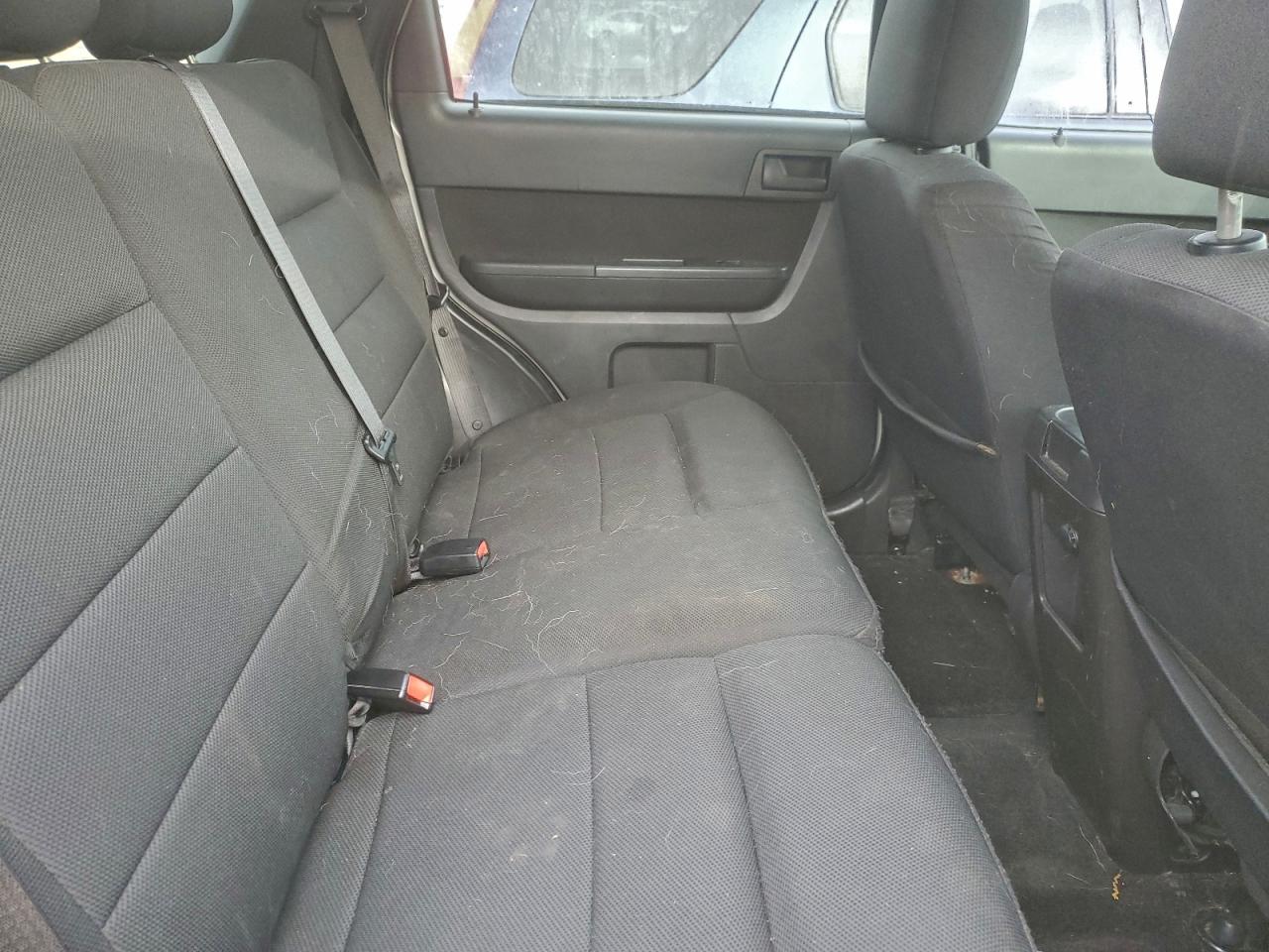 2009 FORD ESCAPE