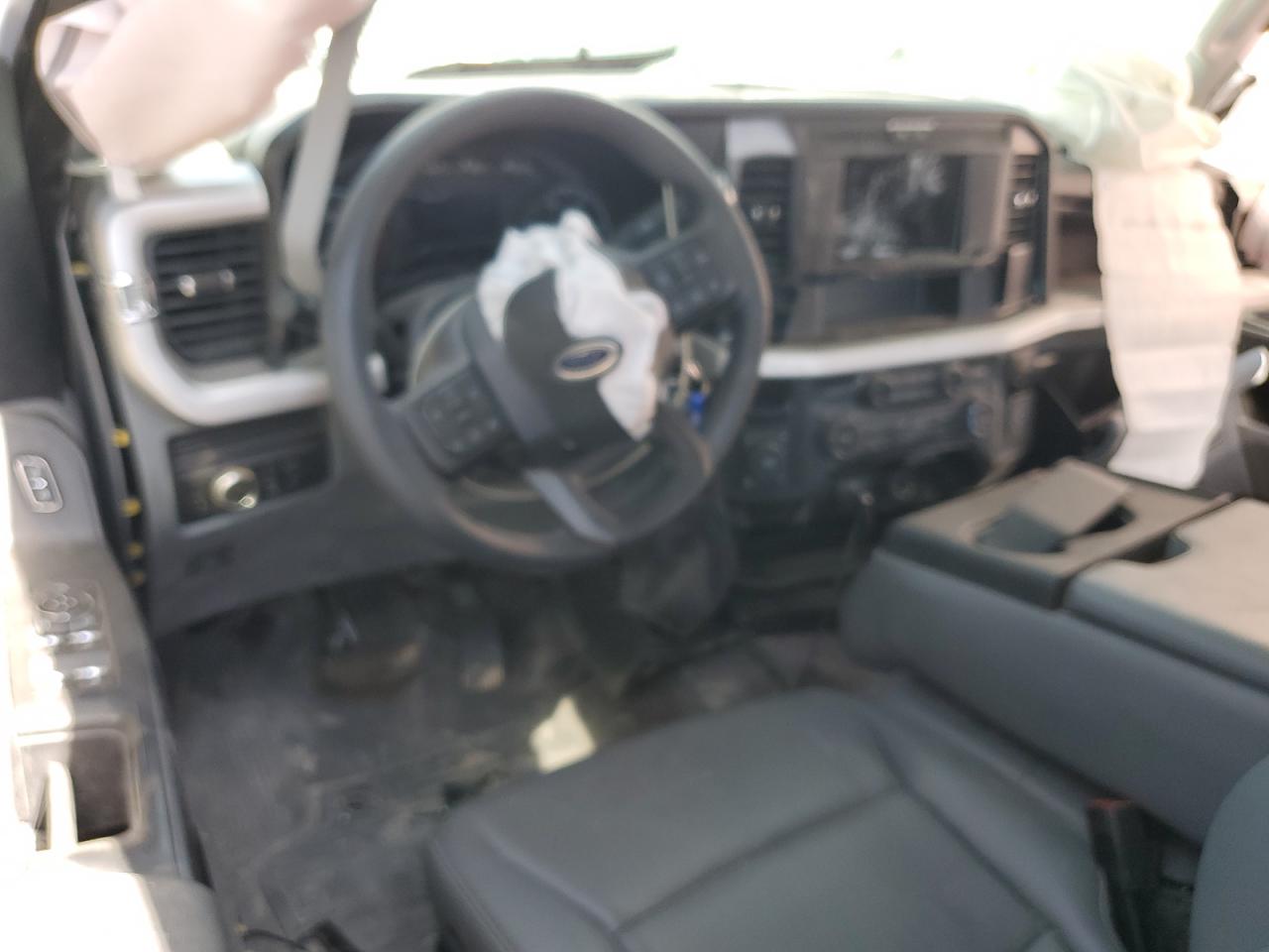 2025 FORD F250