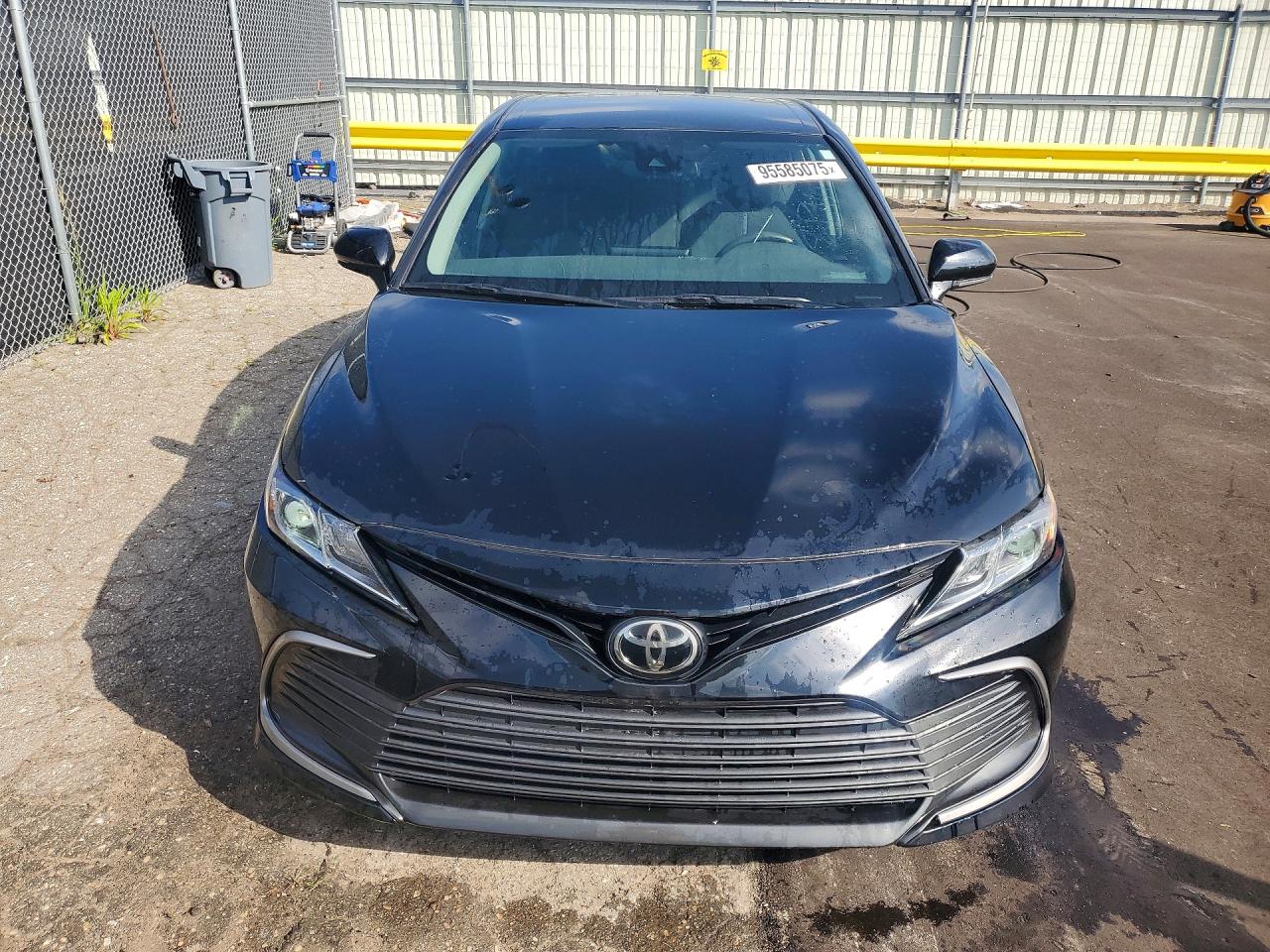 2022 TOYOTA CAMRY