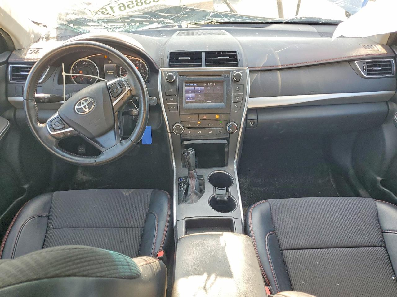 2016 TOYOTA CAMRY