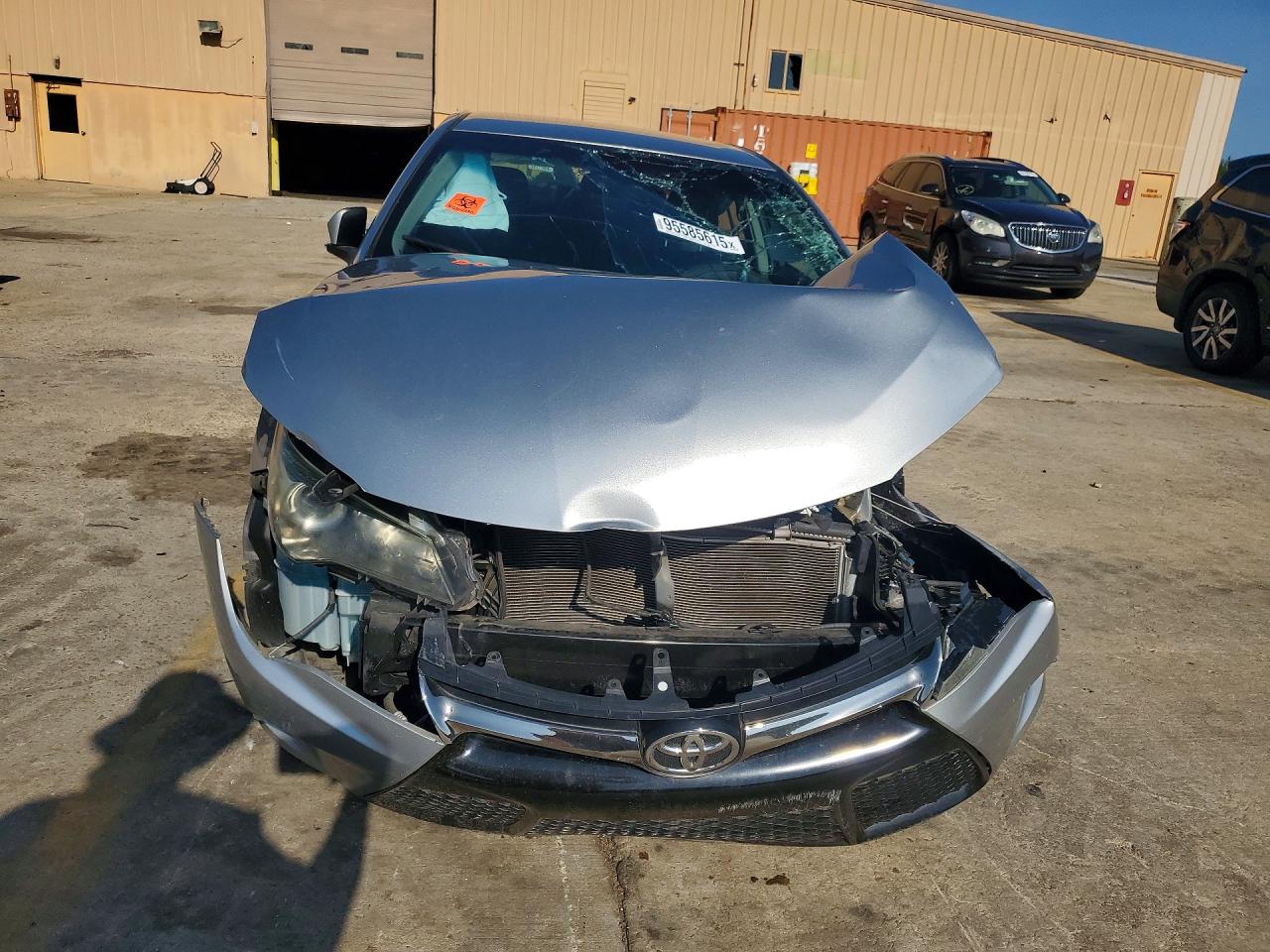 2016 TOYOTA CAMRY