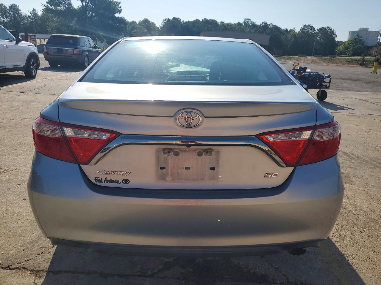 2016 TOYOTA CAMRY