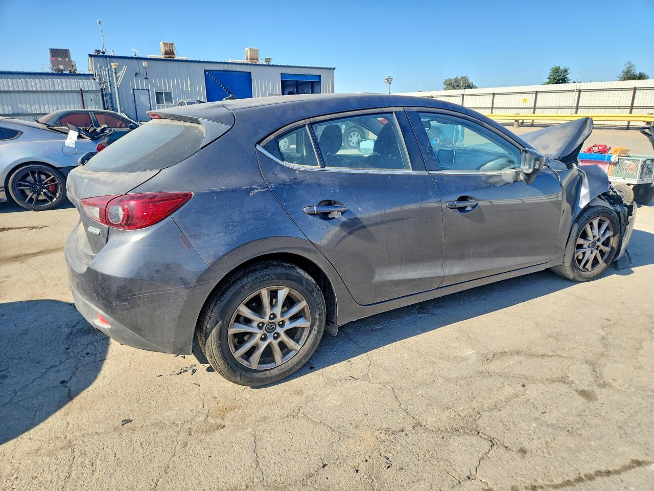 2016 MAZDA 3