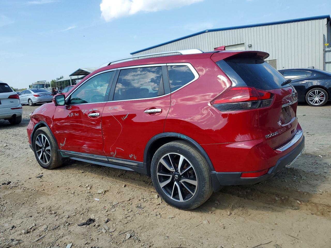 2017 NISSAN ROGUE