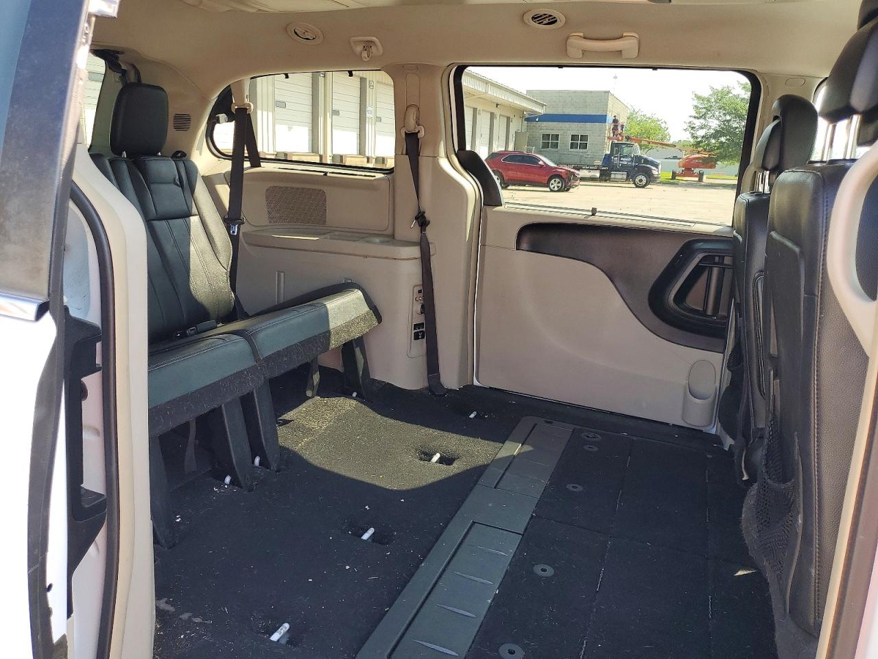 2015 CHRYSLER MINIVAN