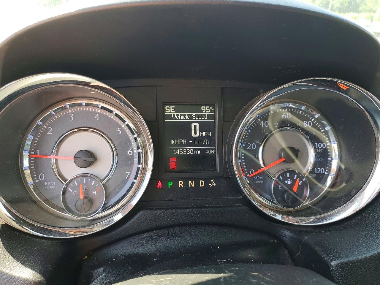 2015 CHRYSLER MINIVAN