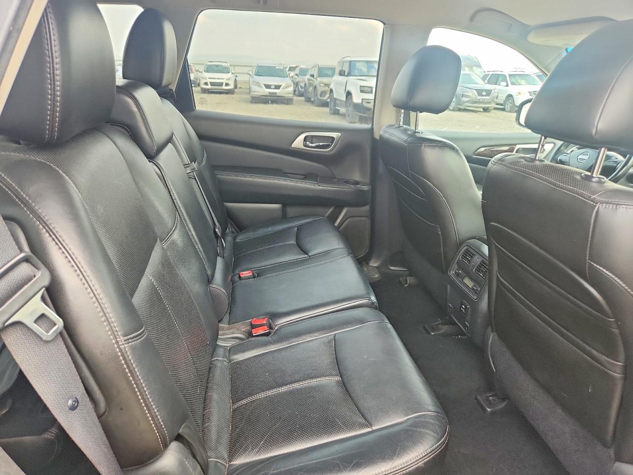 2013 NISSAN PATHFINDER
