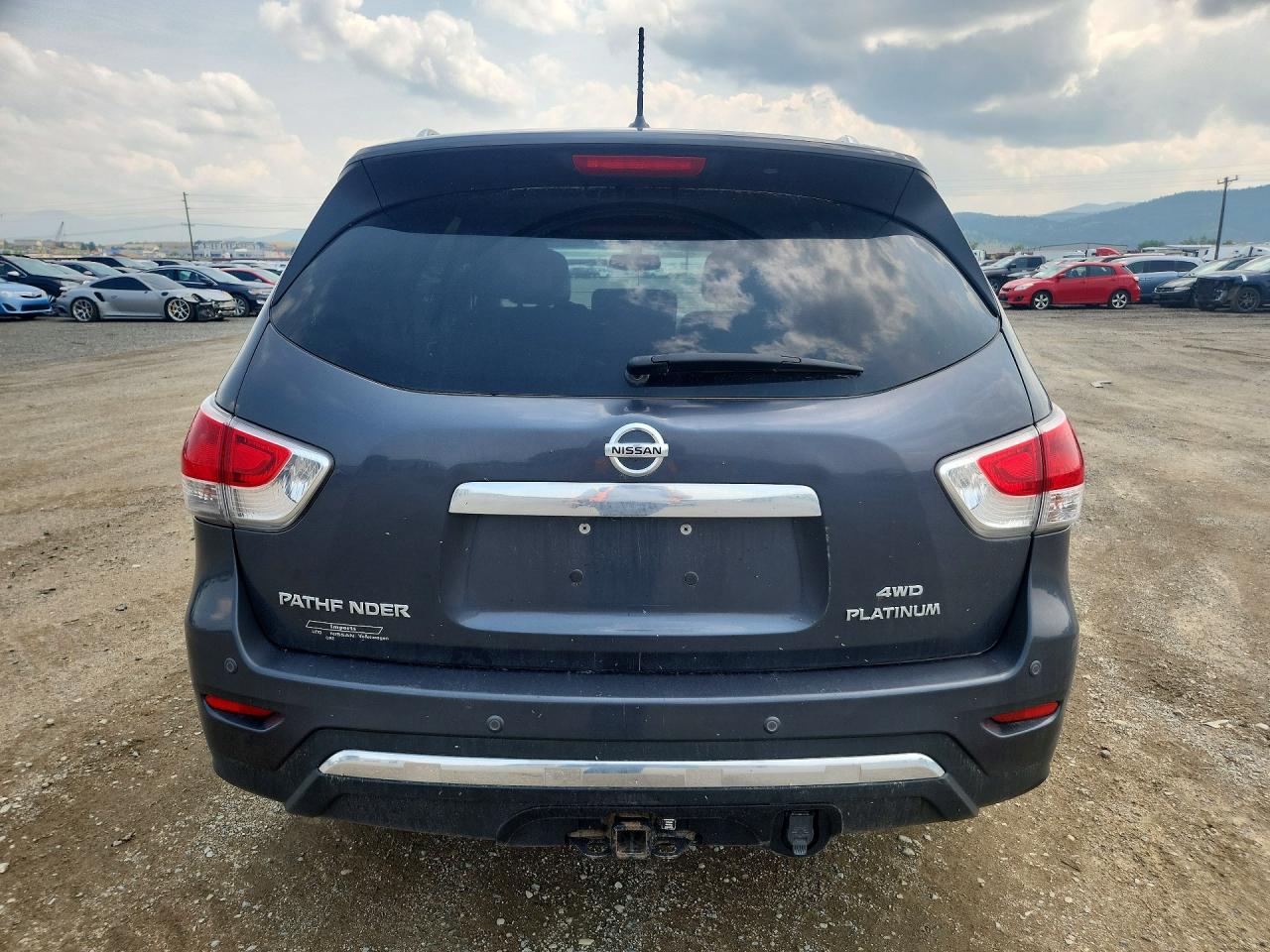 2013 NISSAN PATHFINDER