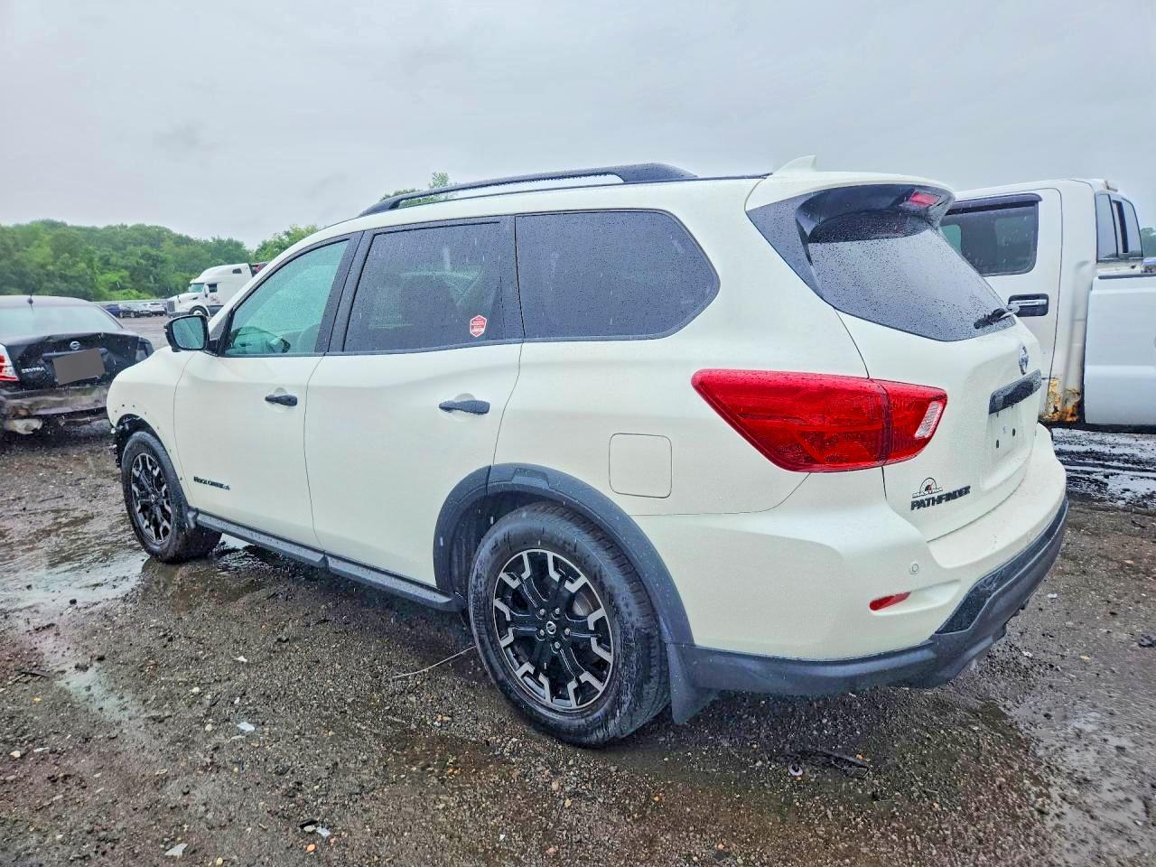2020 NISSAN PATHFINDER