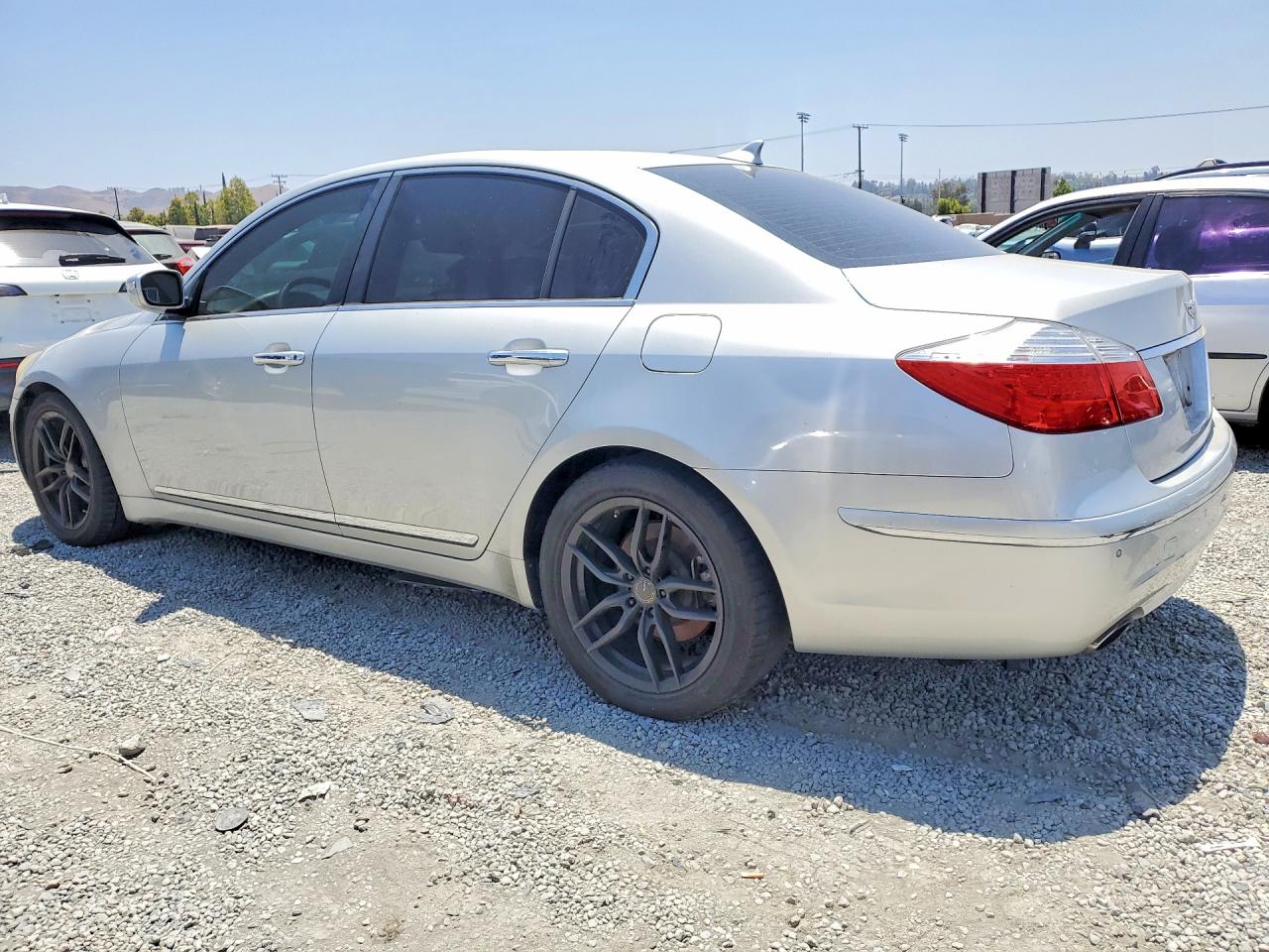 2011 HYUNDAI GENESIS