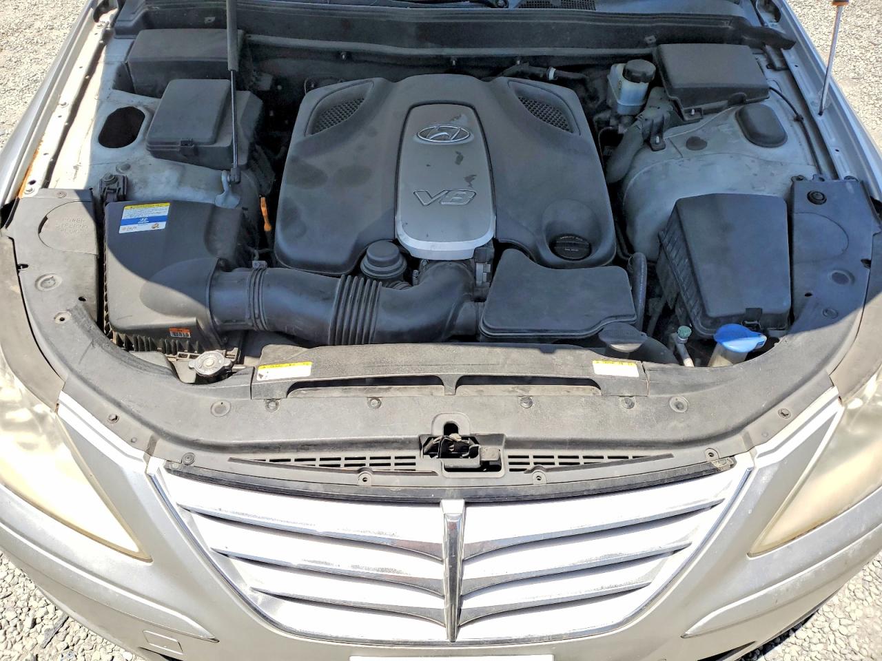 2011 HYUNDAI GENESIS