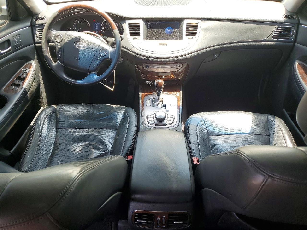 2011 HYUNDAI GENESIS