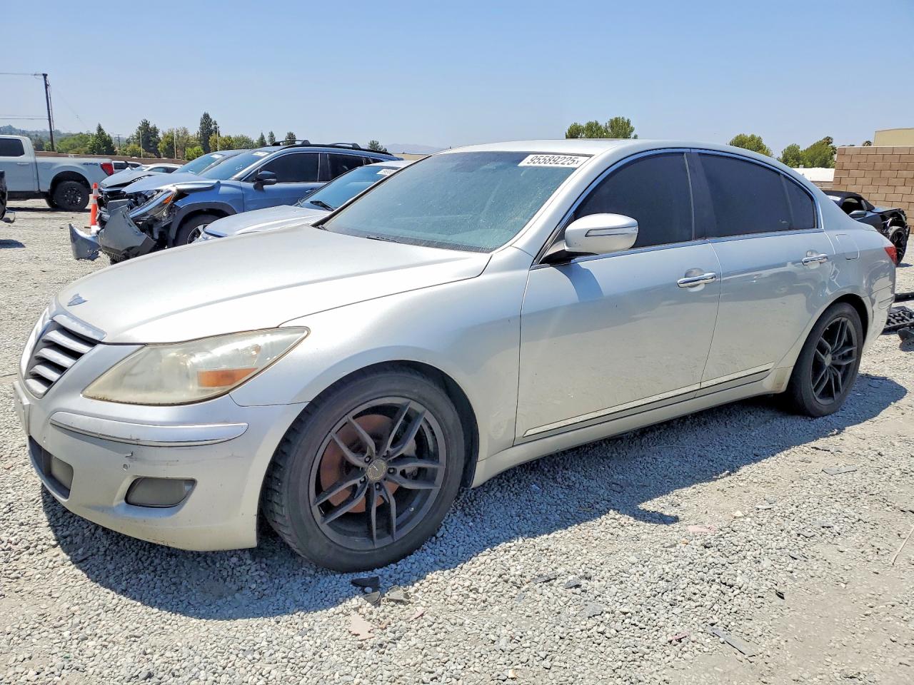 2011 HYUNDAI GENESIS