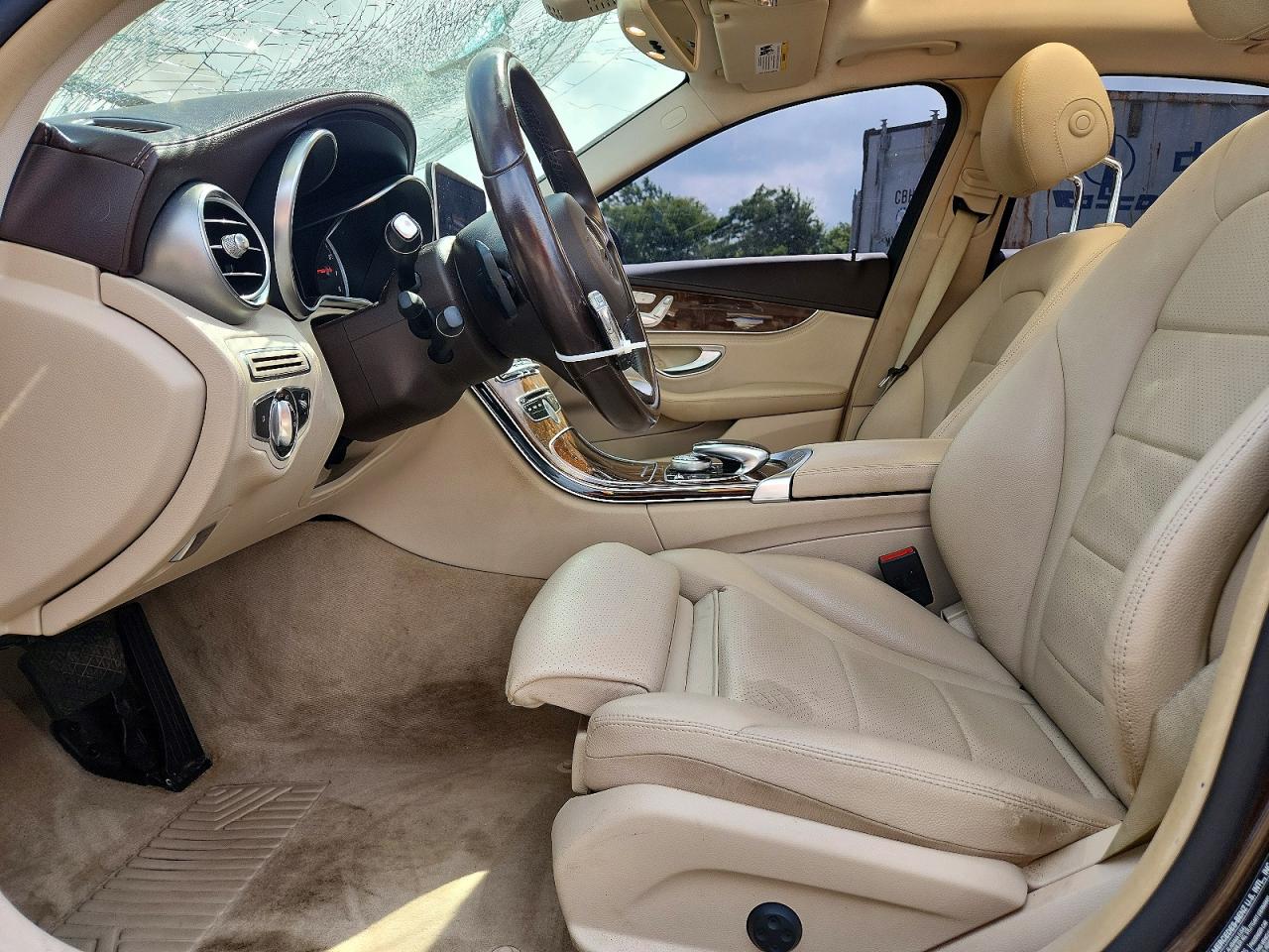 2015 MERCEDES-BENZ C-CLASS