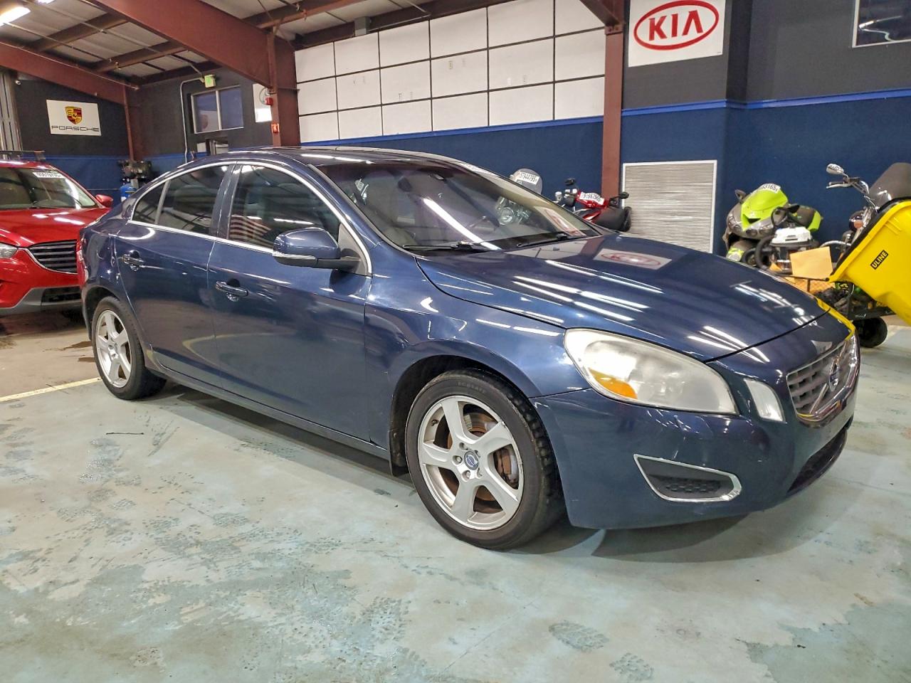 2012 VOLVO S60