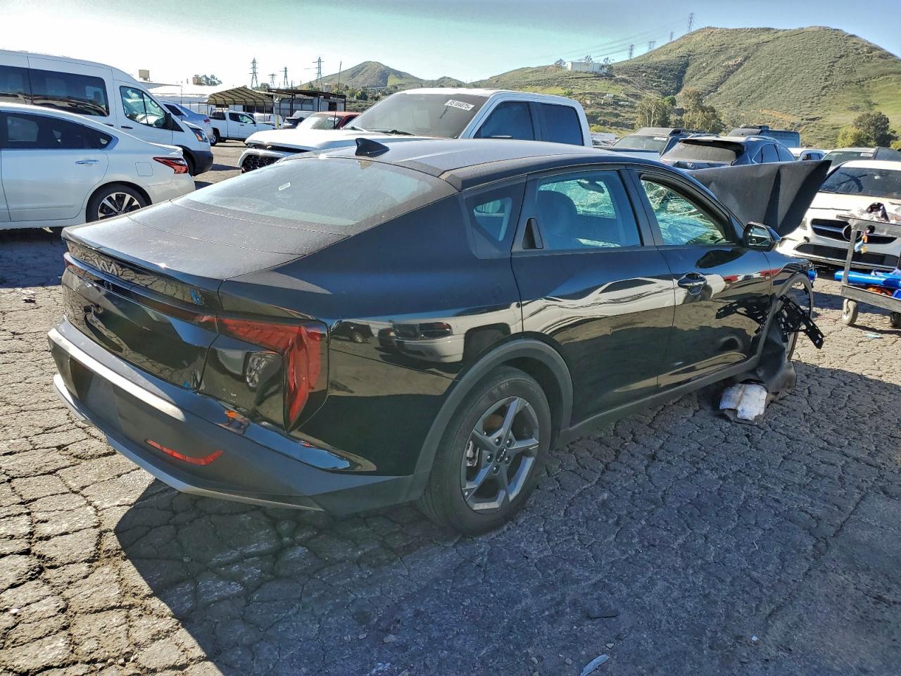 2025 KIA K4 LX