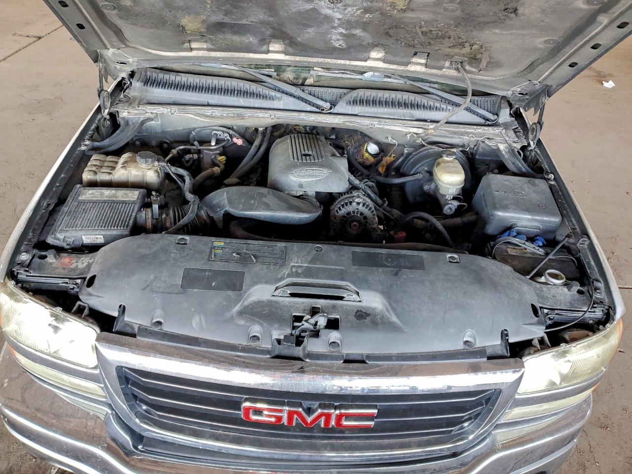 2006 GMC SIERRA