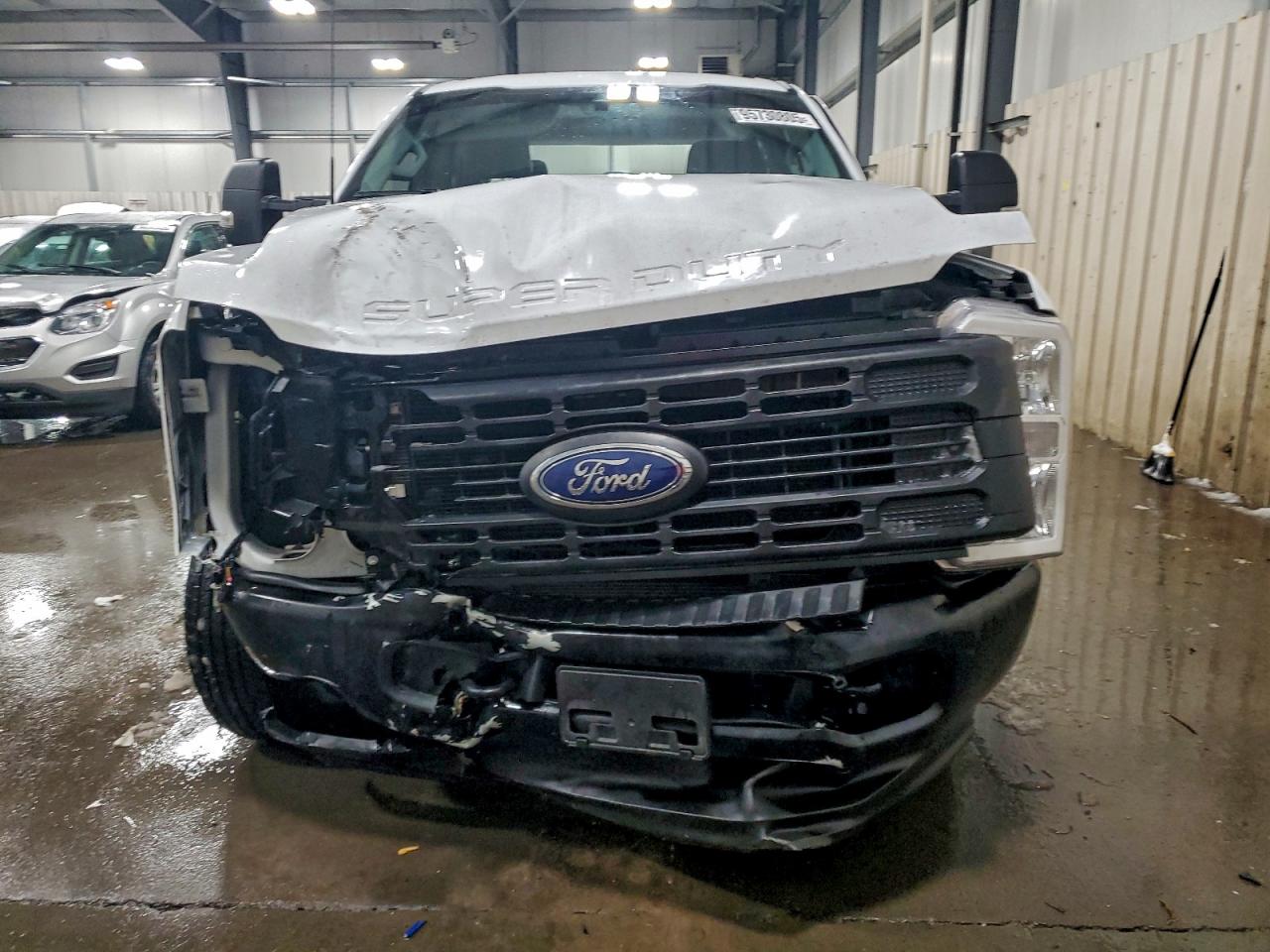 2025 FORD F250