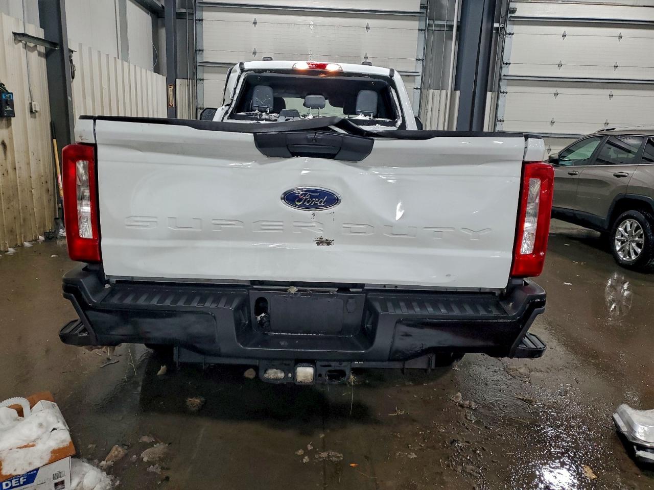2025 FORD F250