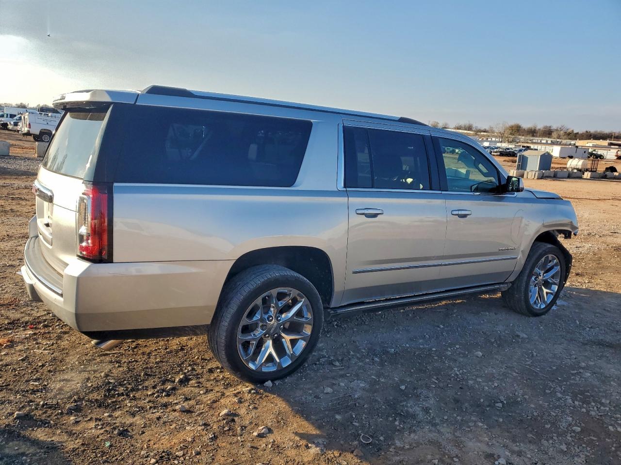 2019 GMC YUKON