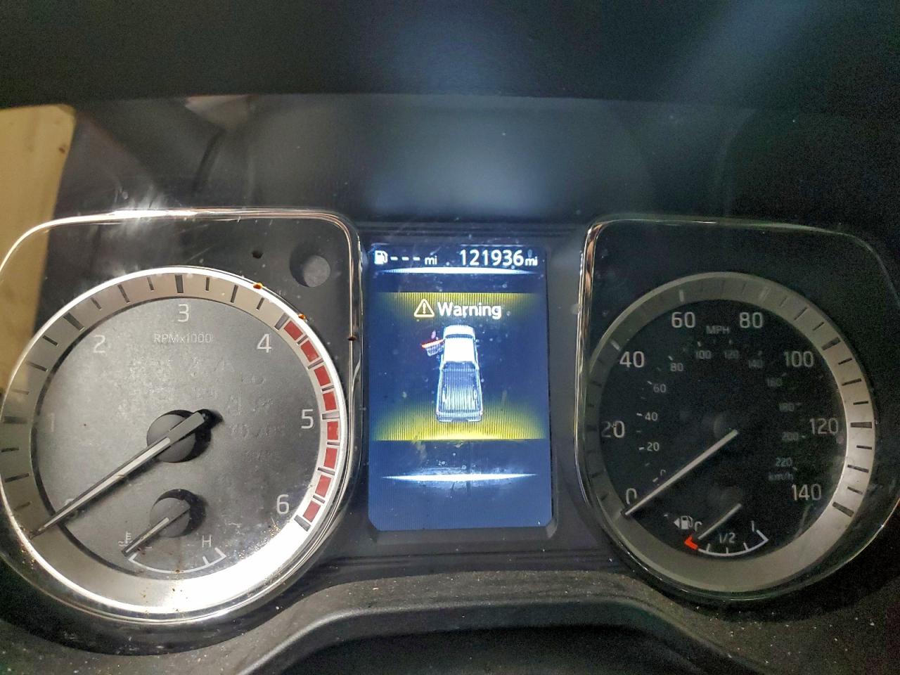 2017 NISSAN TITAN