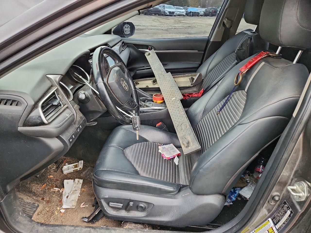2019 TOYOTA CAMRY