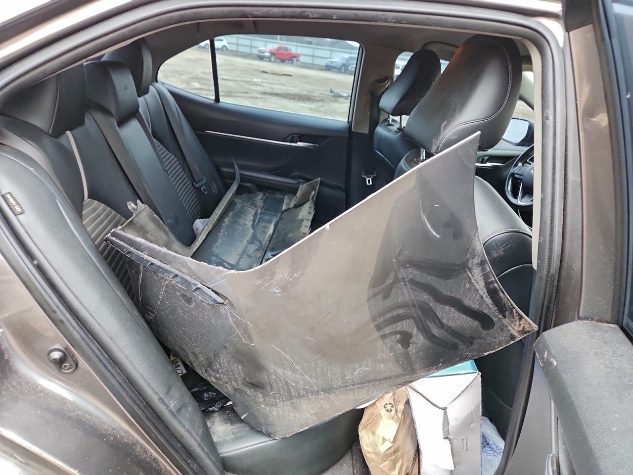 2019 TOYOTA CAMRY