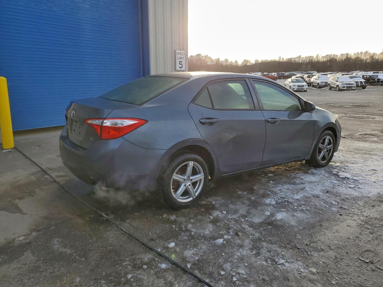 2015 TOYOTA COROLLA