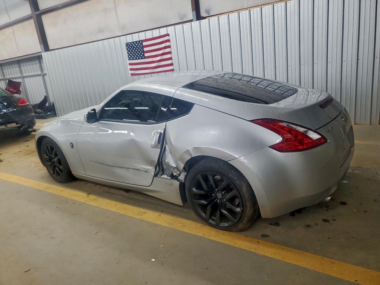 2015 NISSAN 370Z